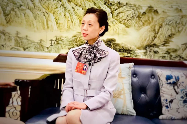 對(duì)新能源汽車(chē)的物流應(yīng)用、電池回收,人大代表王麒如此建言